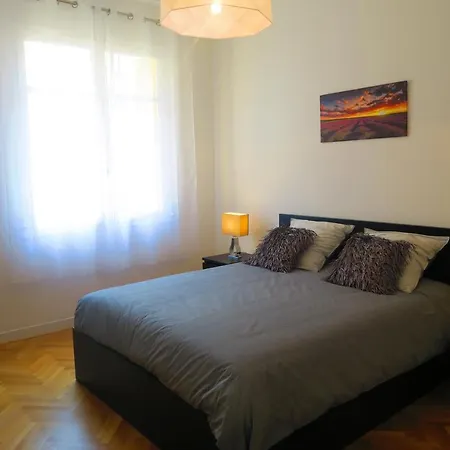 Carre D'Or Appartement Prive *